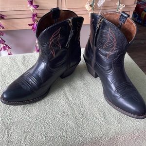 Ariat Darlin Cowboy Boots Black women size 9.5B